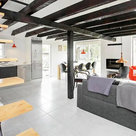 度假居 7 Person In Fjerritslev-by Traum *
